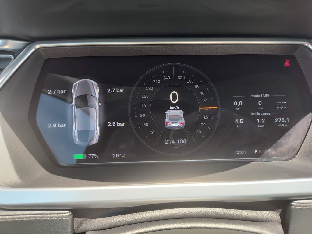 Tesla Model S P85 com garantia