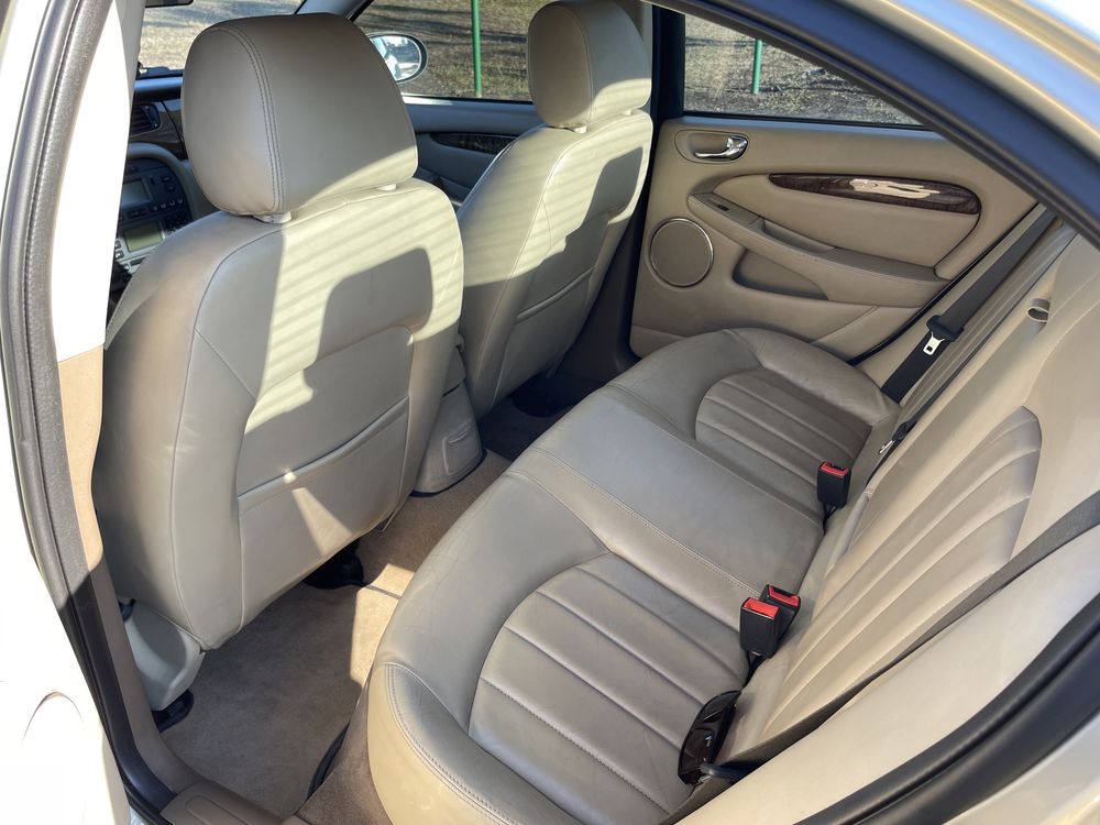 Jaguar X-Type 2006 год , Ягуар ,