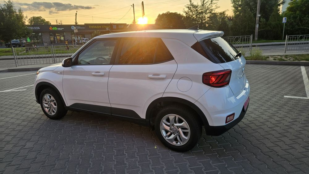 Hyundai venue 2022рік 1.6 бензин автомат