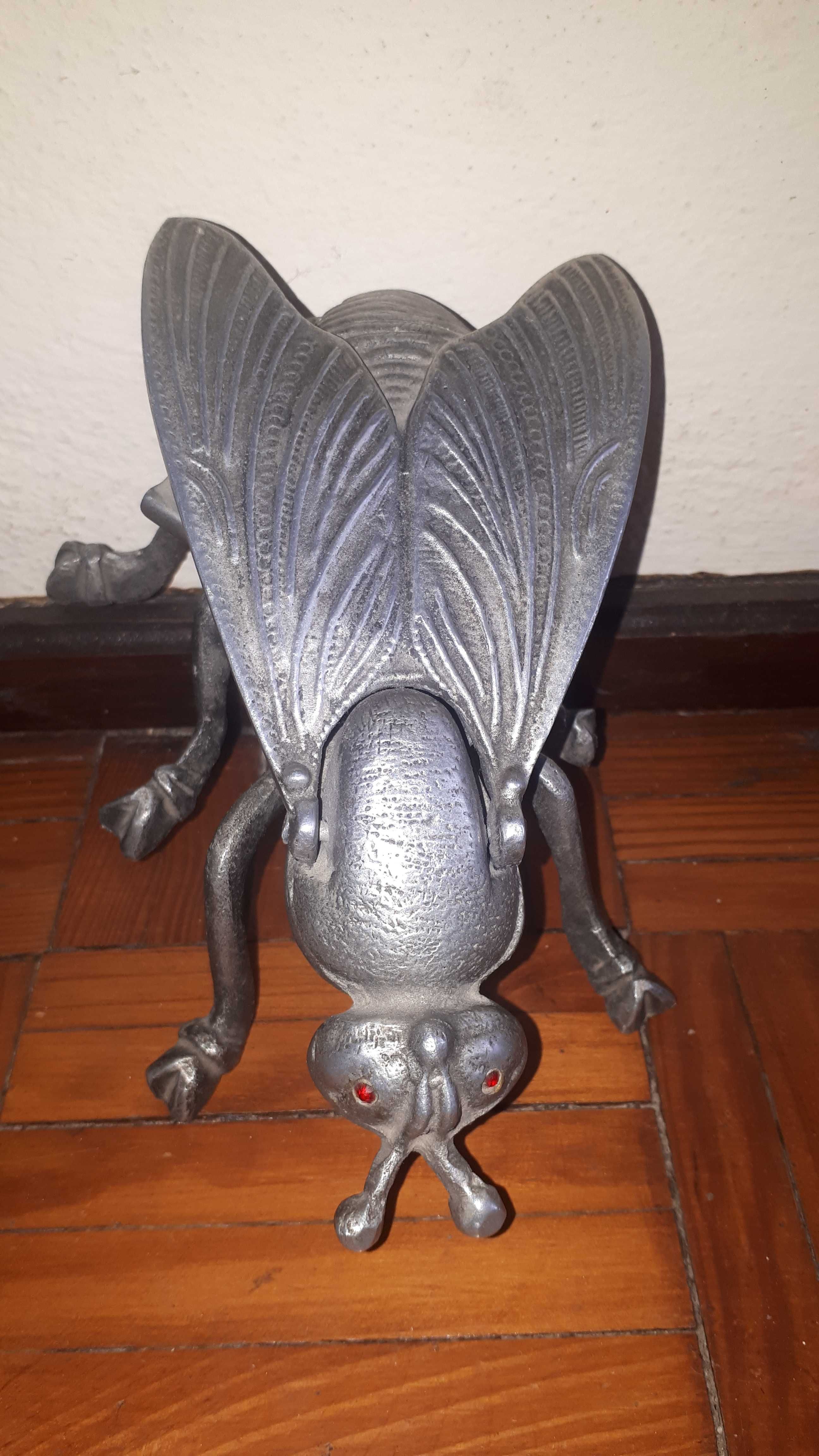 Peças em estanho
