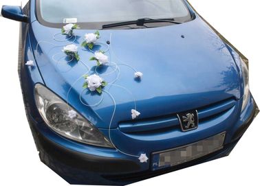 Ozdoby na samochód BIAŁA delikatna dekoracja na auto 007