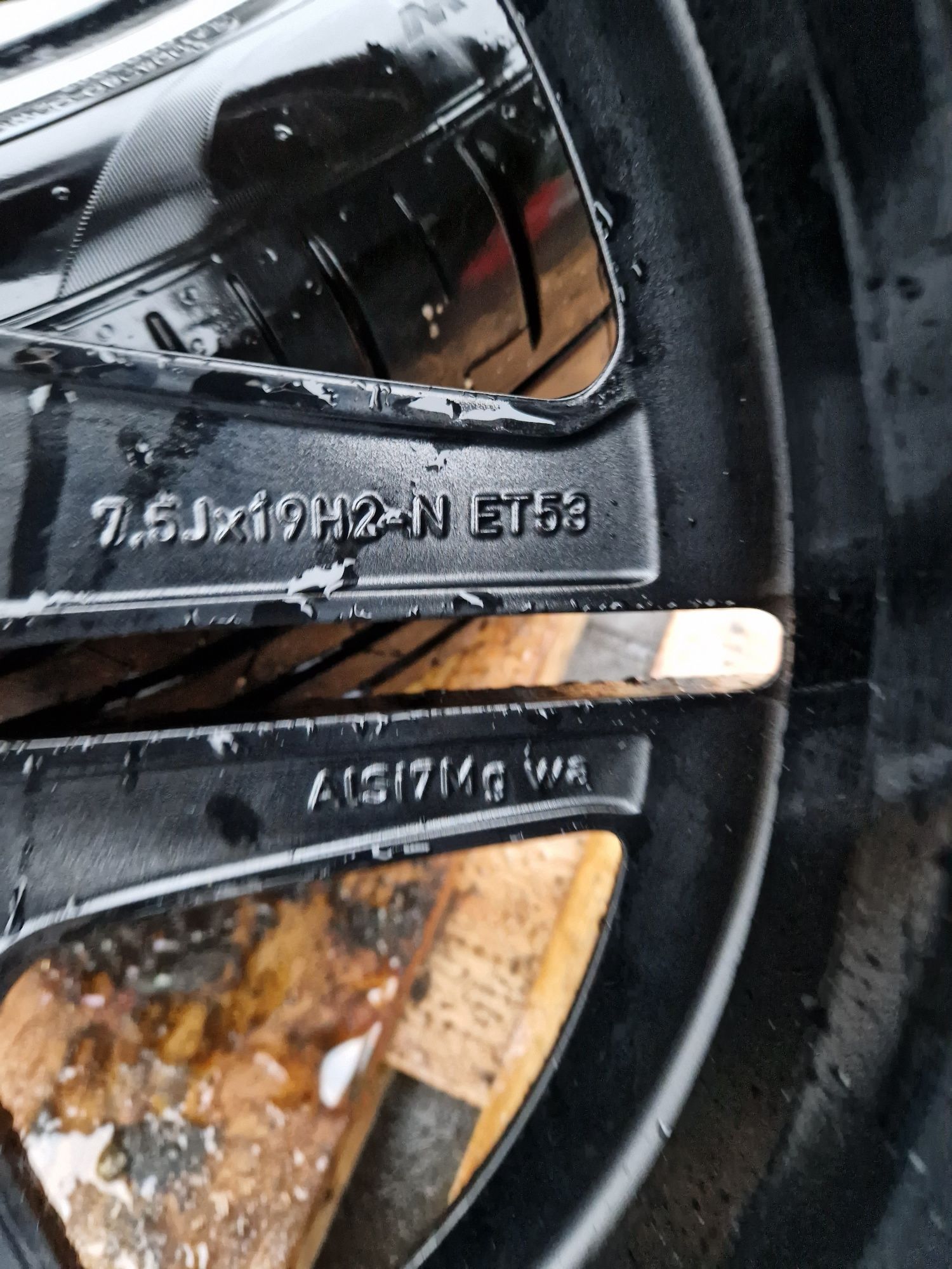 Oryginalne Koła Mercedes-Benz GLB GLA AMG W247 235/50R19 Pirelli 22r.