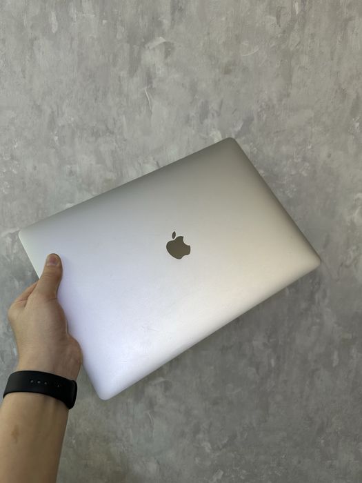 MacBook Pro A1707 i7 16/ssd 256 2017 рік
