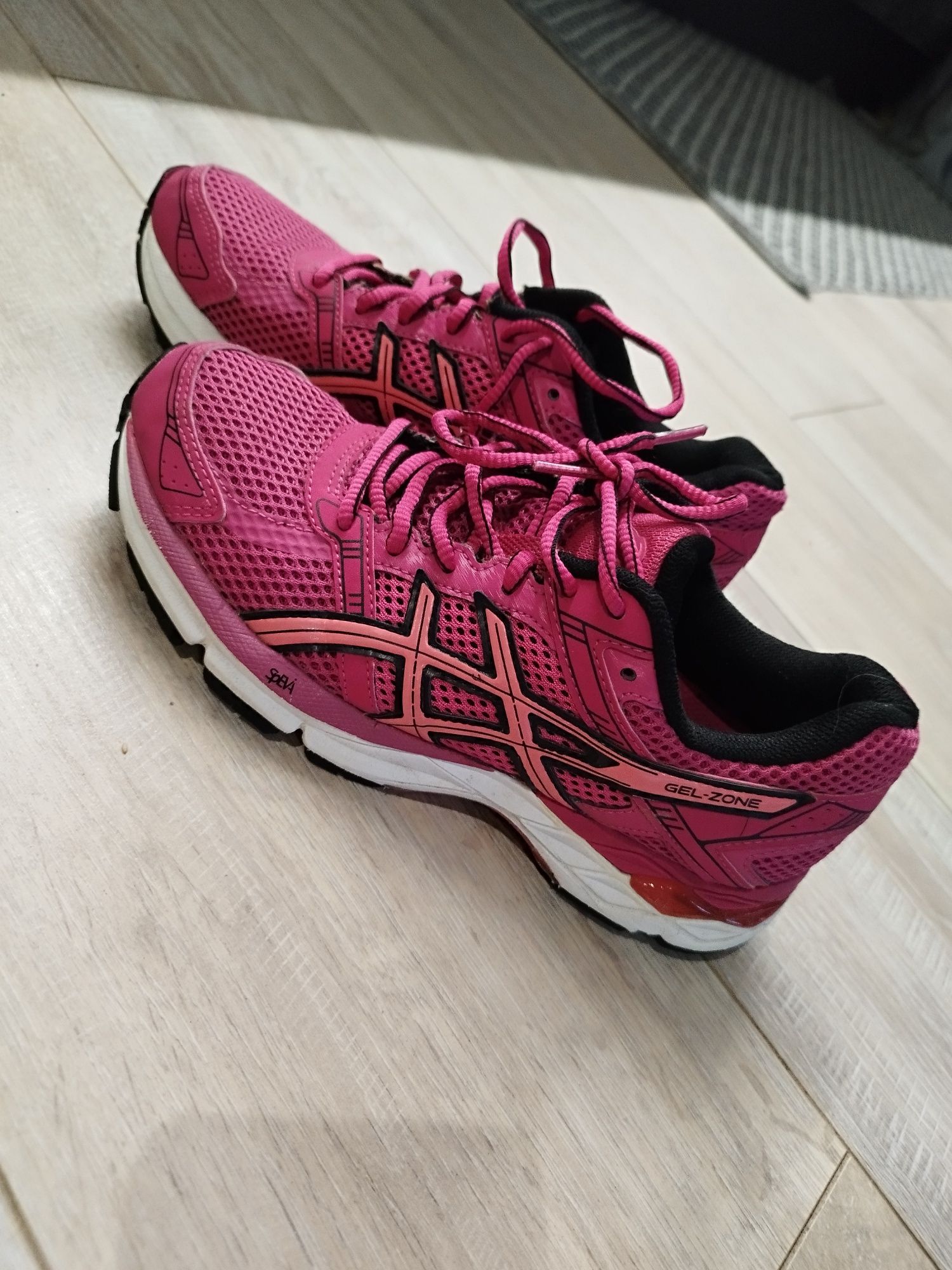 Buty Asics gel zone