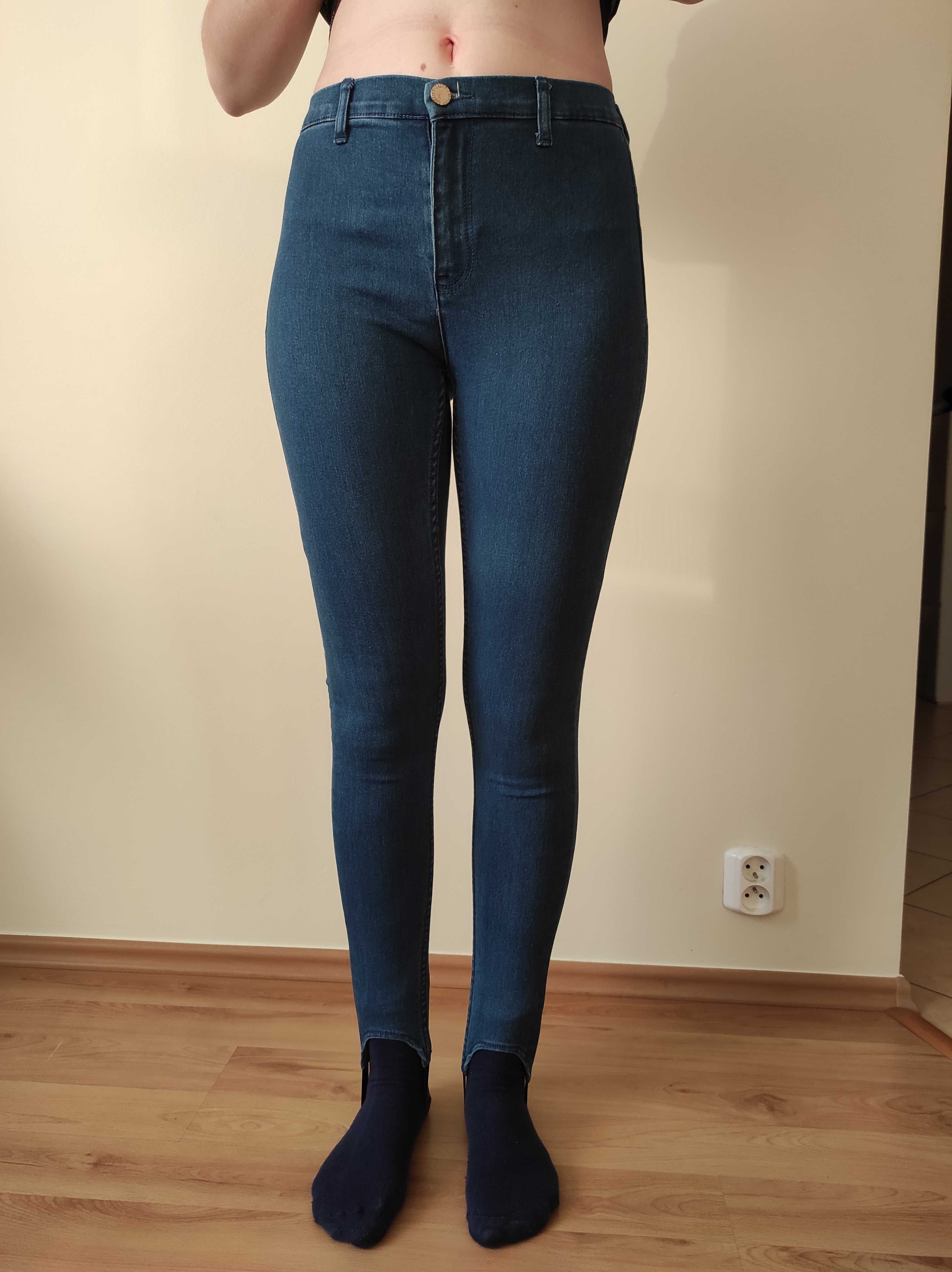 Spodnie Cropp z kolekcji #denim, jeansowe.