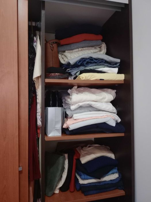 Roupeiro para quarto/arrumos