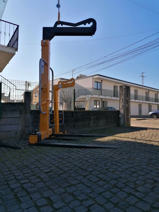 Porta paletes grua 2000kg certificado e novo