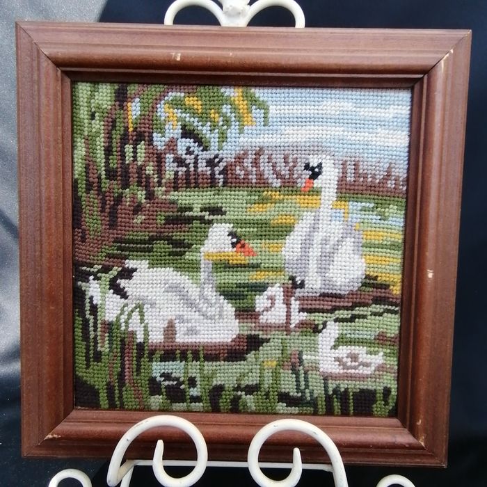 Stary Obraz gobelin ręcznie robiony łabędzie