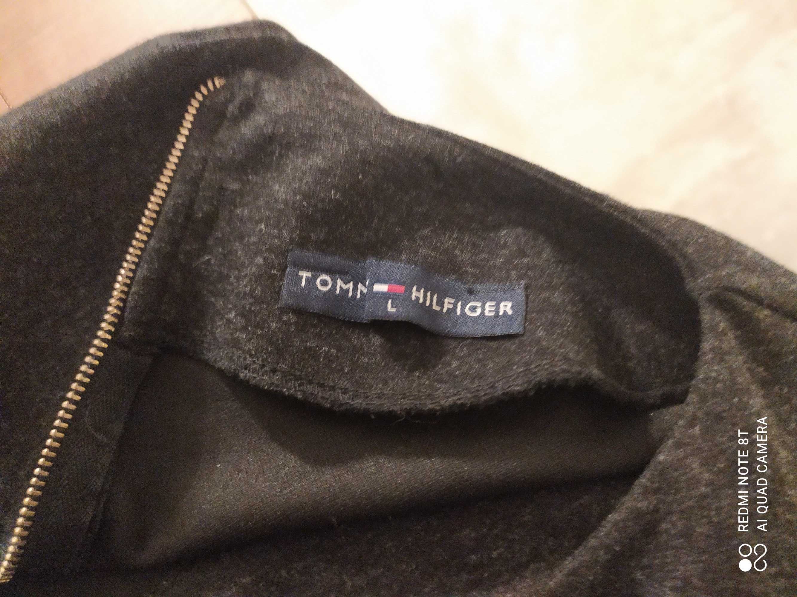 Sukienka czarna rozmiar L firmy Tommy Hilfiger.