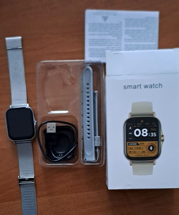 Smartwatch  z akcesorimi