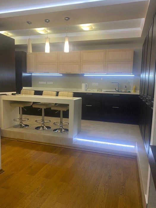 Продаж квартири Кловський узвіз 7,ЖК Карнегі хол.