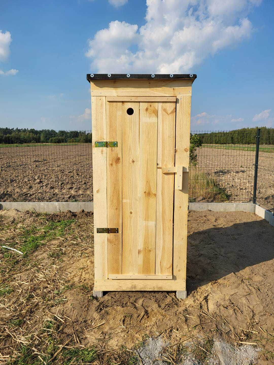 Toaleta drewniana wc szalet  wychodek kibel drewniany