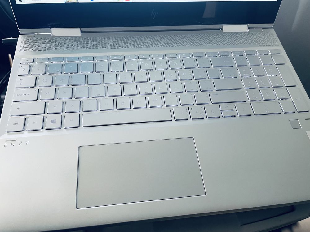 Сенсорний ноутбук HP ENVY x360  15  dr1996nz Розбір