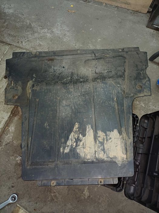 Oslona silnika reno megan