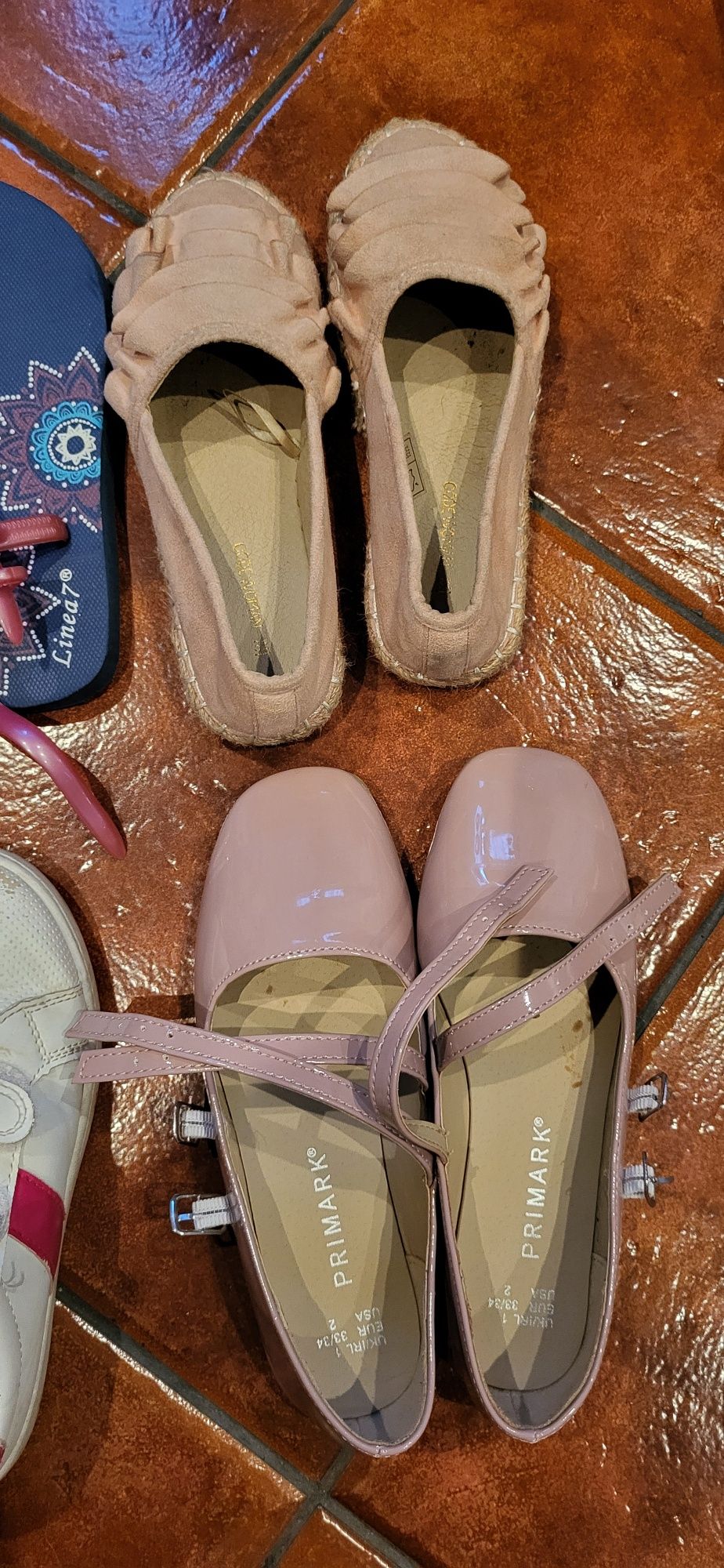 Sapatos menina vários
