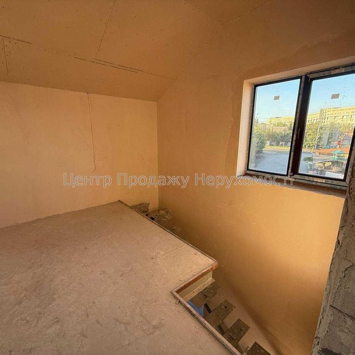 Продам будинок (дом) .Є-оселя