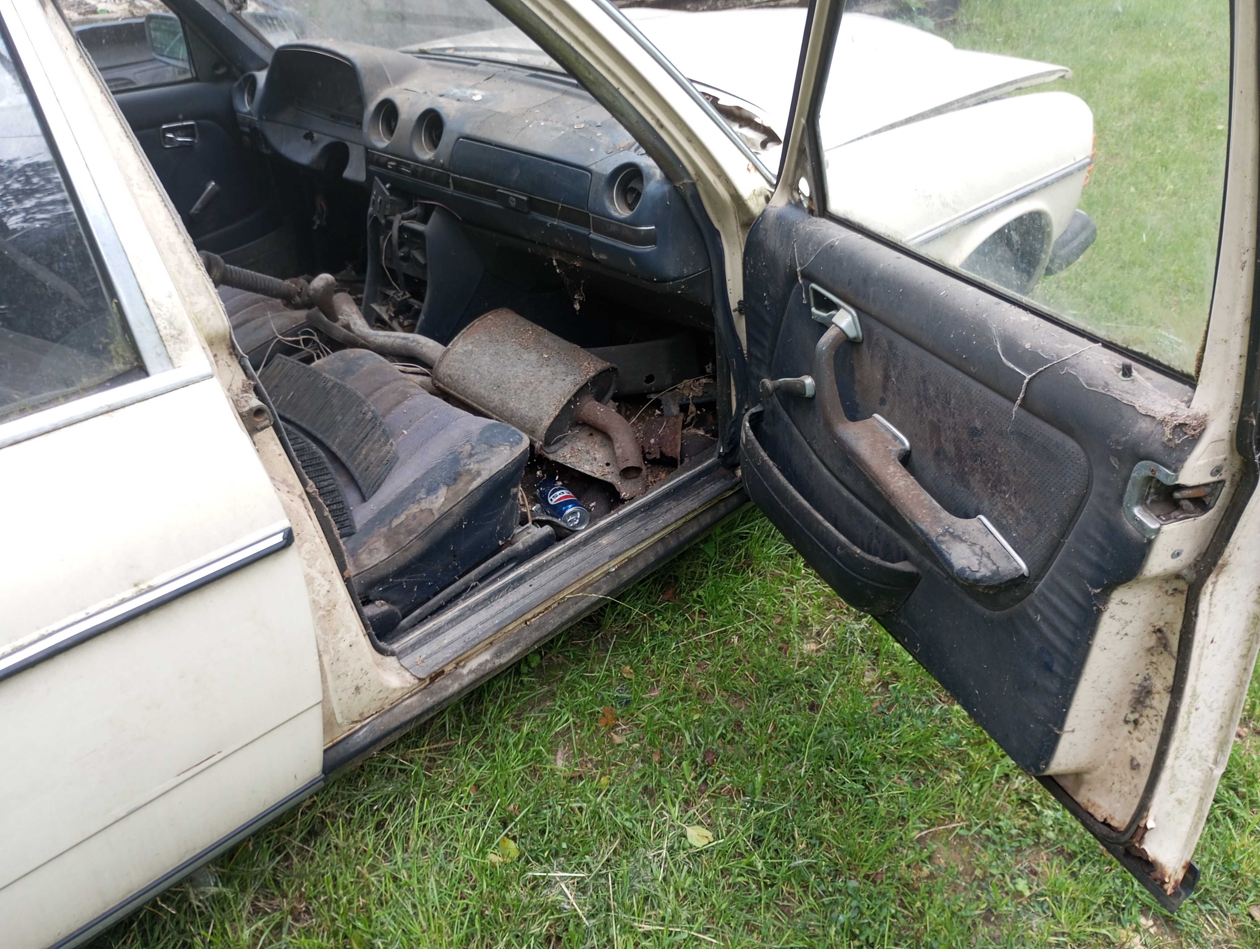 Mercedes 123 kombi 2,4 d