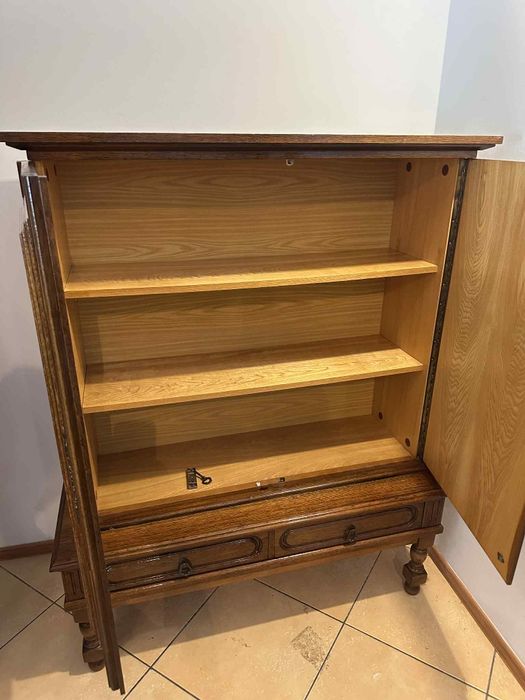 Kredens komoda klasyczna z półkami i szufladami elegancki styl .