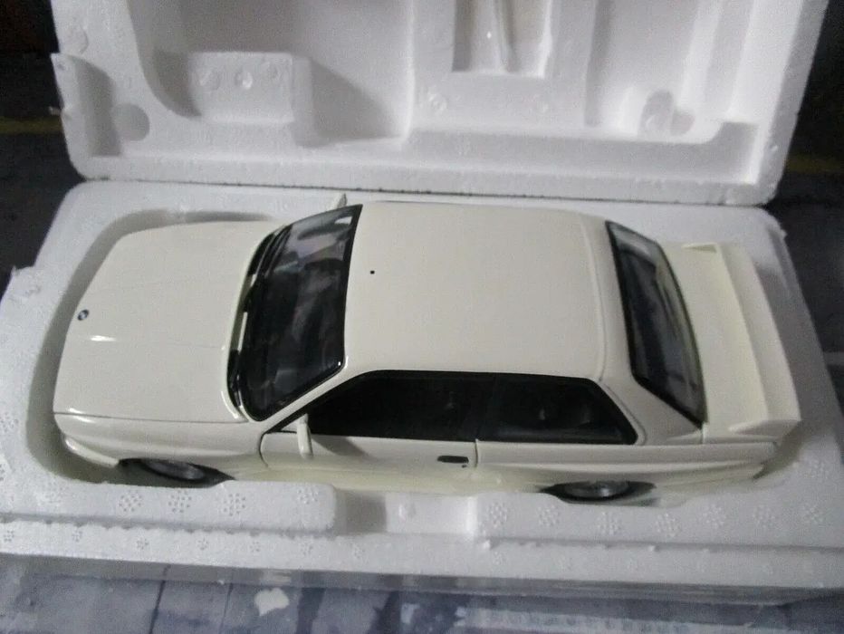 Minichamps 1:18 bmw m3 (e30) ano 1987