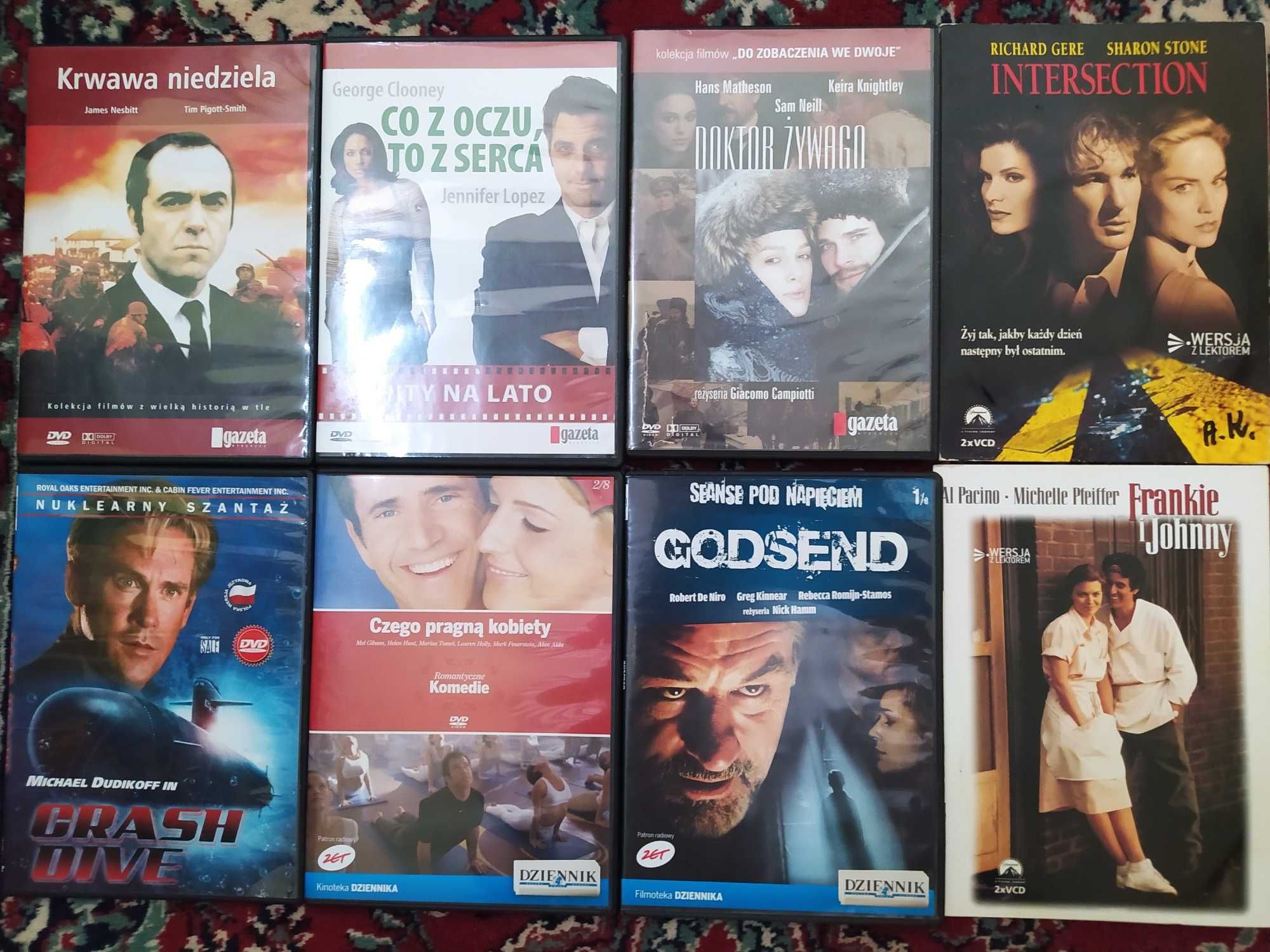 9 zagranicznych filmów DVD w etui, sprzedam