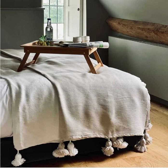 Capa Beige com Pompom (NOVO)