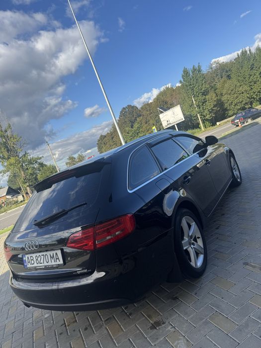 Audi A4b8 2008 рік