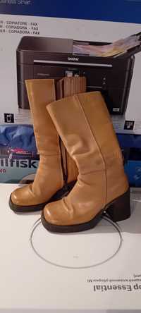 Botas em Pele N°37