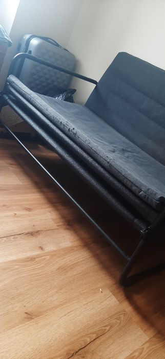 Sofá cama prático