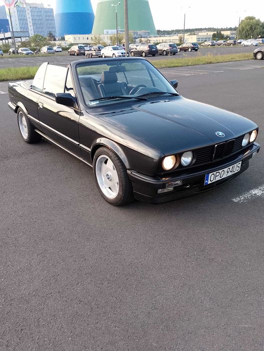 BMW E30 325i Cabrio