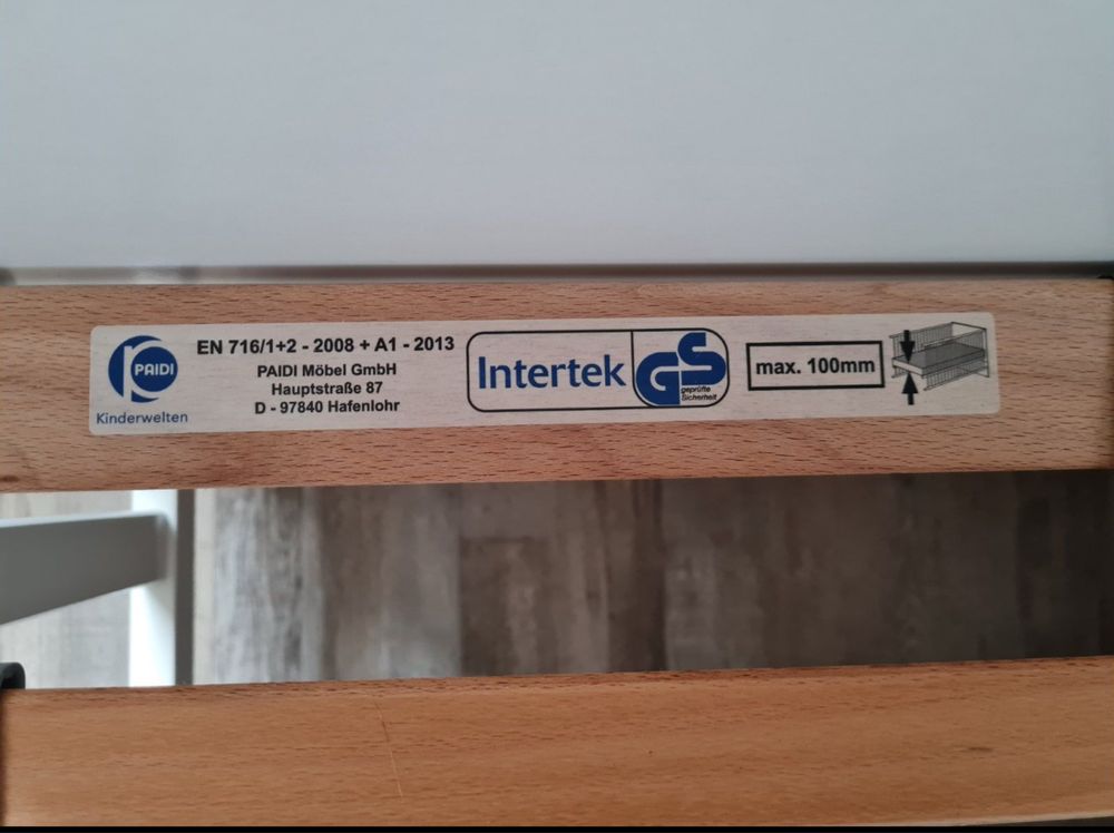 Łóżeczko dziecięce + Materac