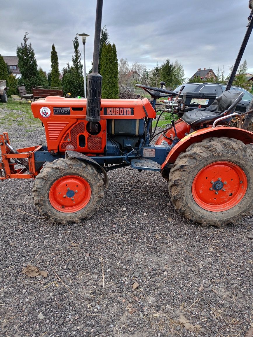 Sprzedam traktorek Kubota B7001