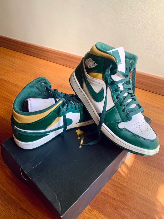 Jordan 1 Mid Sinics 45