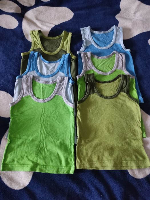 Лот дитячіх майок