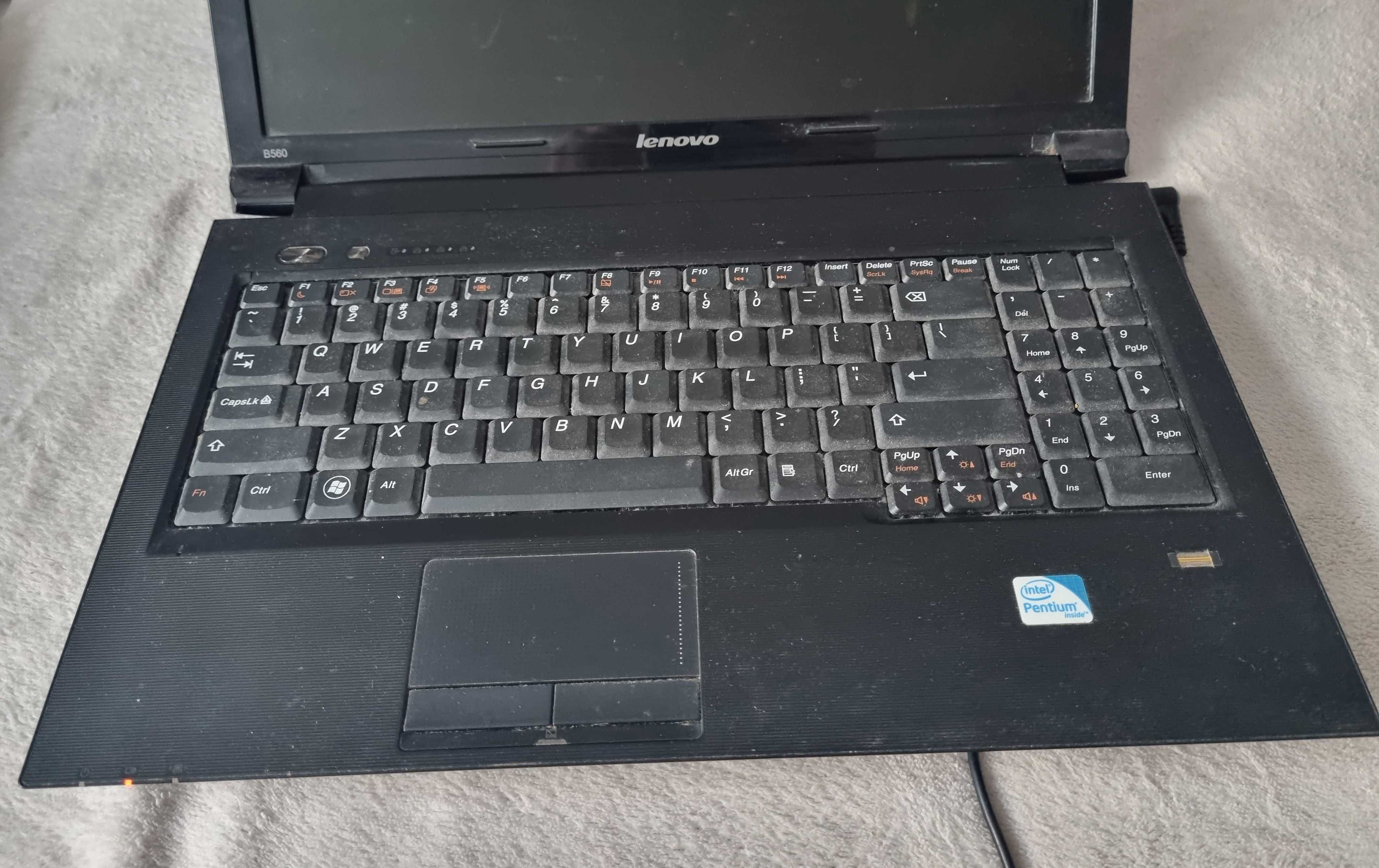Laptop Lenovo B560