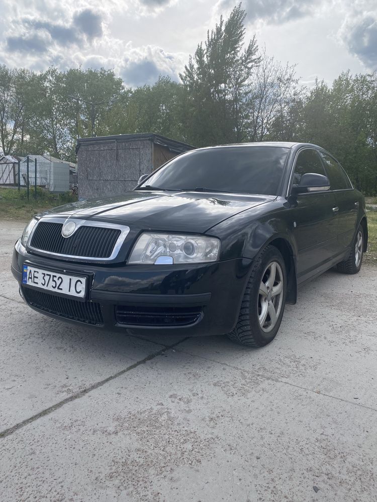 Продам skoda superb 1.8Т