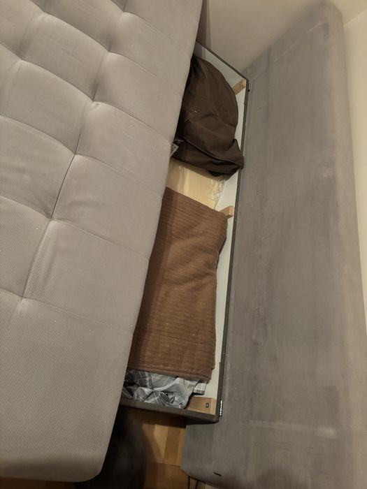 Sofa Black Red white 200