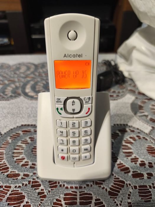 Telefon stacjonarny bezprzewodowy Alcatel F530