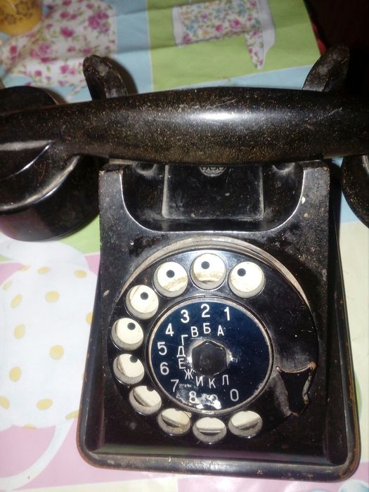 Продам ретро телефон