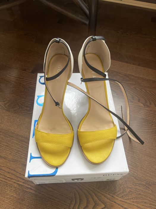 Мюлі Zara, Mango, босоніжки Guess 41 р.