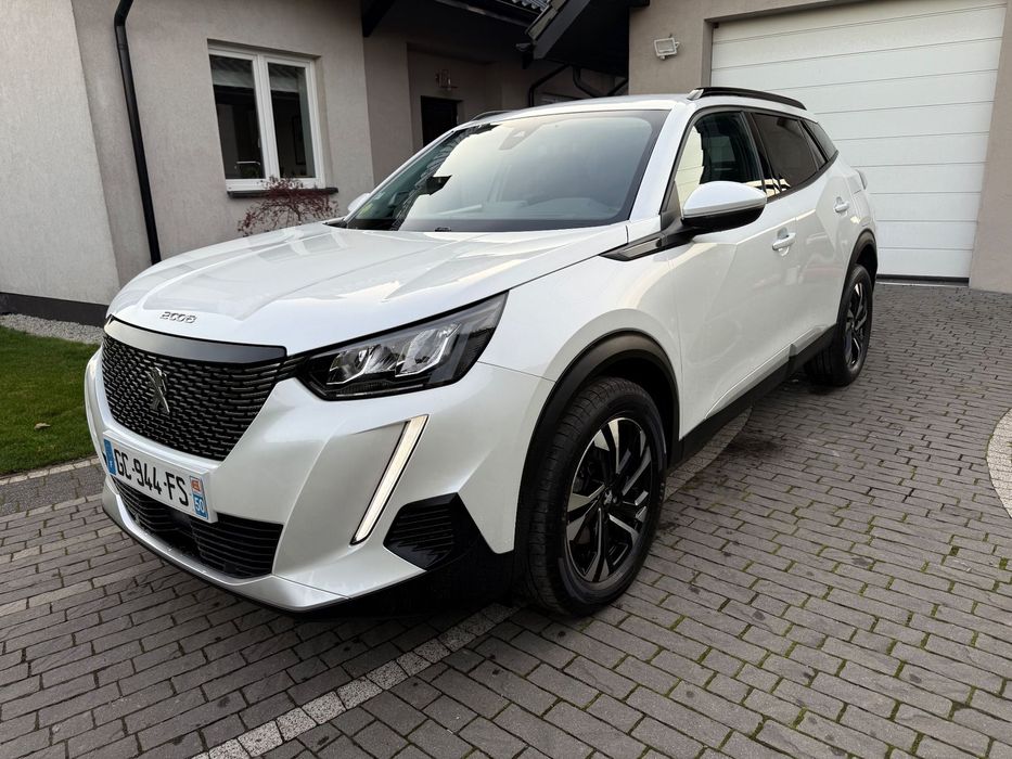 Peugeot 2008 Allure, biała perła, roczna GWARANCJA.
