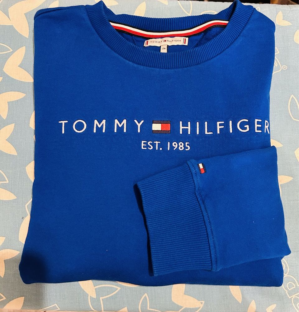 Bluza oryginalna Tommy Hilfiger rozmiar 176 cm
