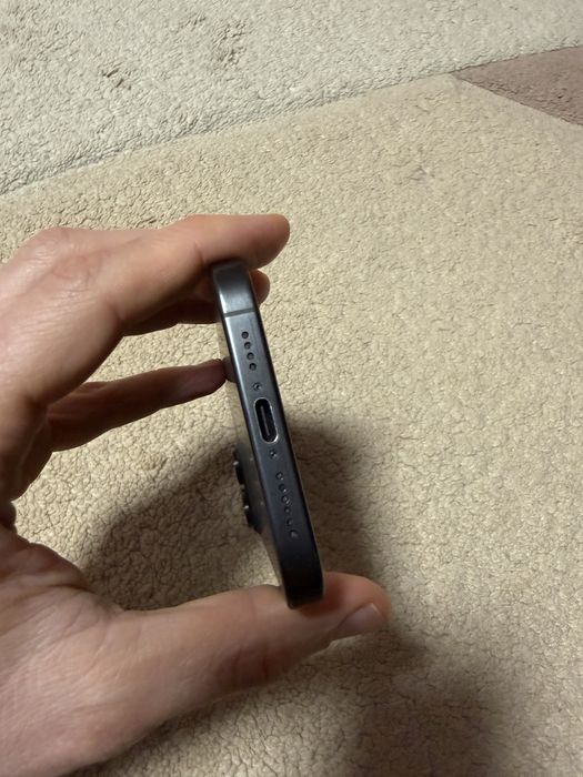 Iphone 15 pro max 256 идеал черный с физической картой!