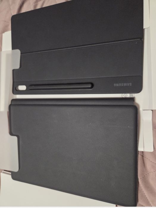 Чохол-клавіатура Samsung for Galaxy Tab S7+/S8+.