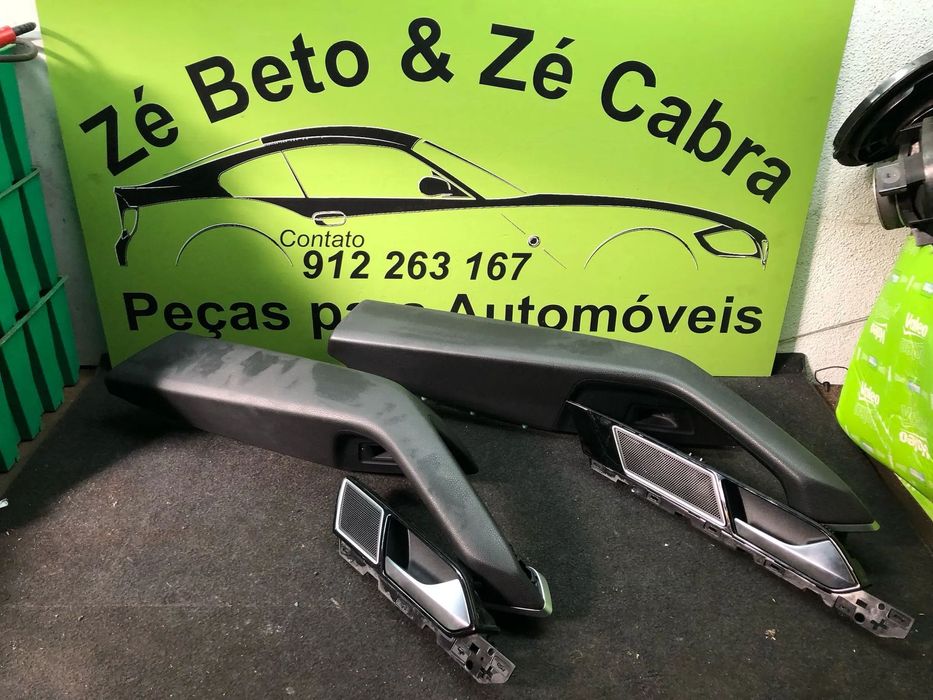 VW PASSAT B8 PUXADOR FORRA PORTA FRENTE TRAS DRT - Z471