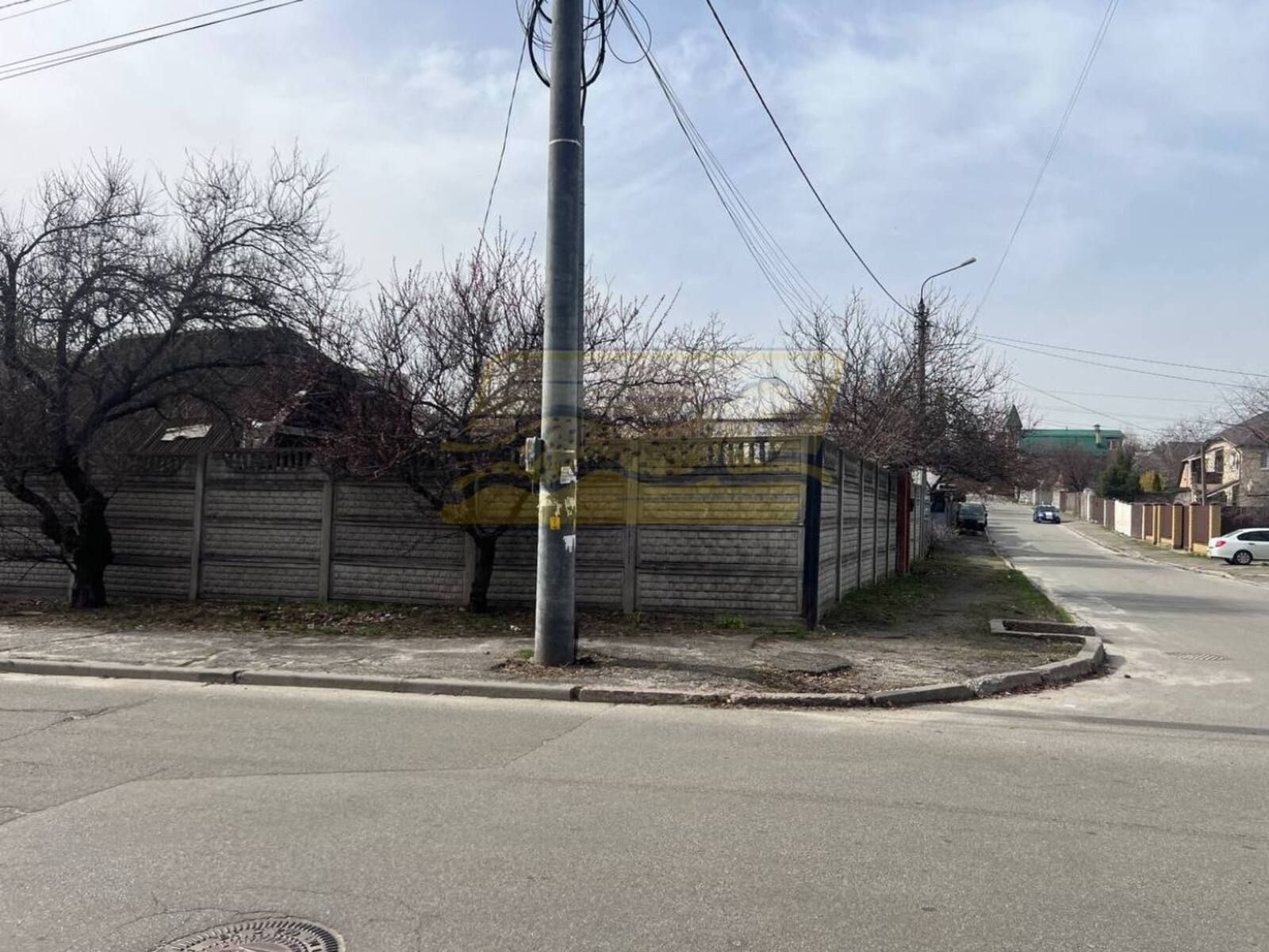 Продаж земельної ділянки 10 соток в місті Київ