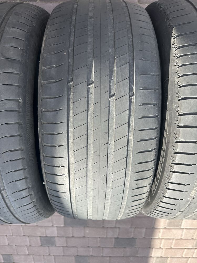 Шини  літо 235/50 R19 Michelin