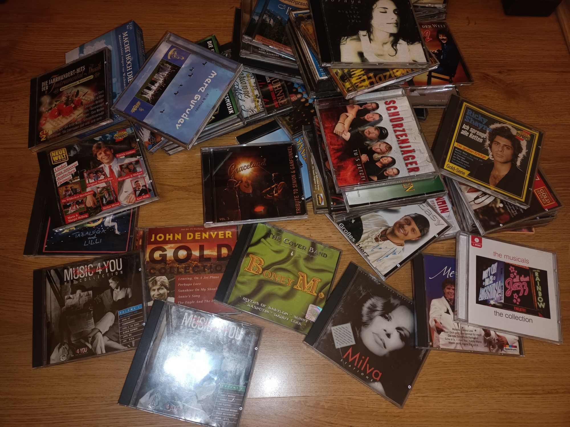 Zestaw 70 płyt CD głównie niemiecka muzyka rozrywkowa ale nie tylko
