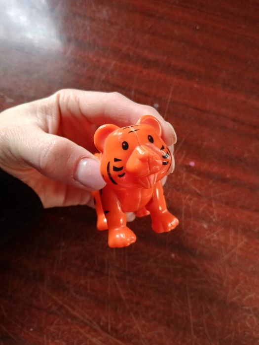 Игрушка-трещотка Kiddieland Жираф и тигр