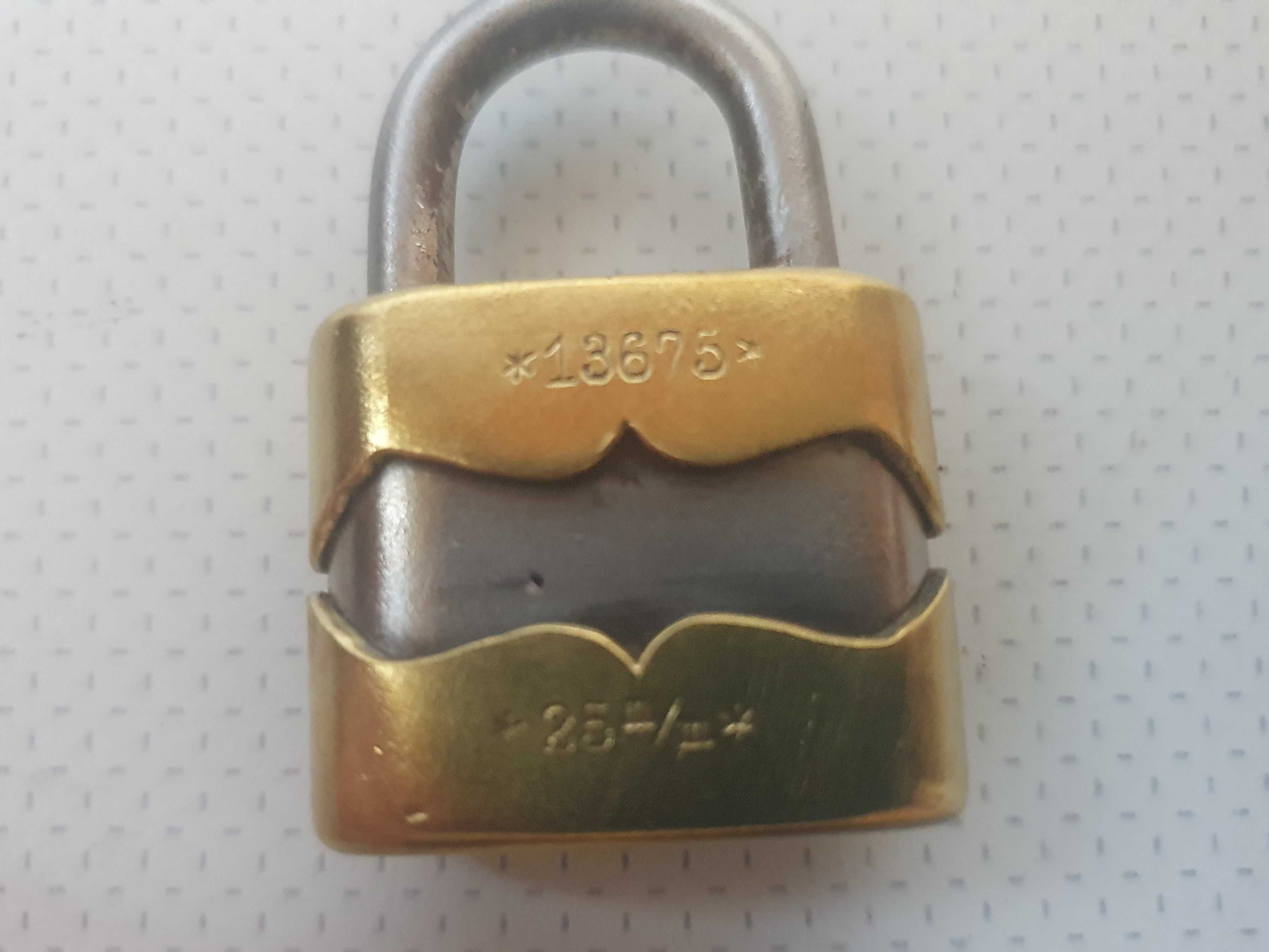 Pequeno cadeado 13675, de 25mm - antiguidade colecionável