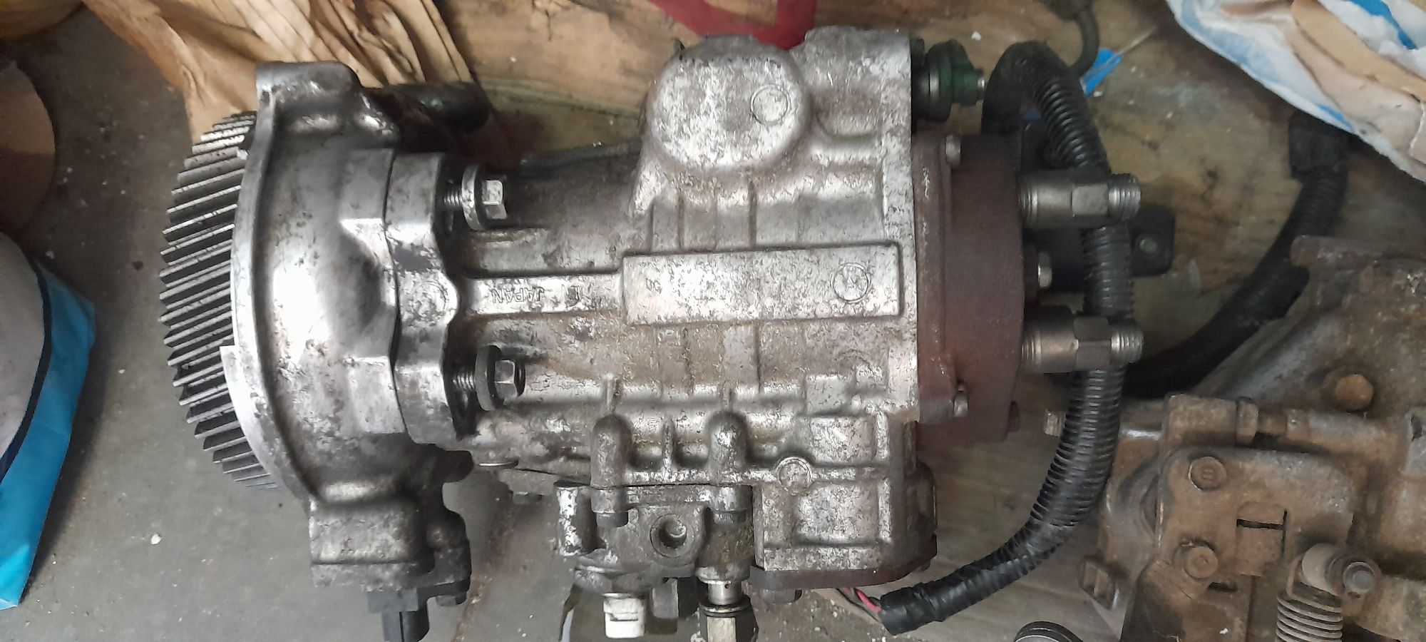 Bomba injectora canter 444 e 559